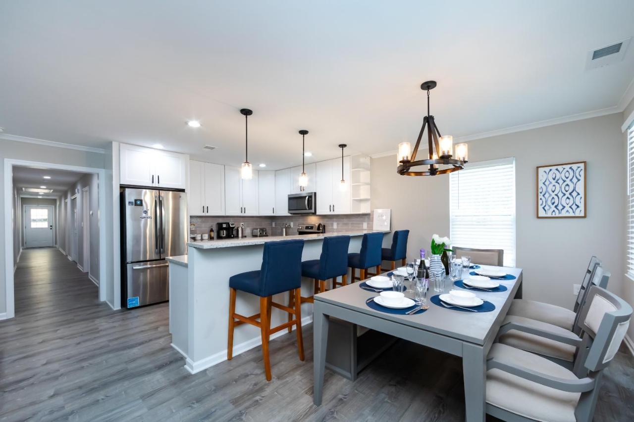 Brandnew Spacious 4 Bedroom House Minutes To Uptown Charlotte Exterior foto